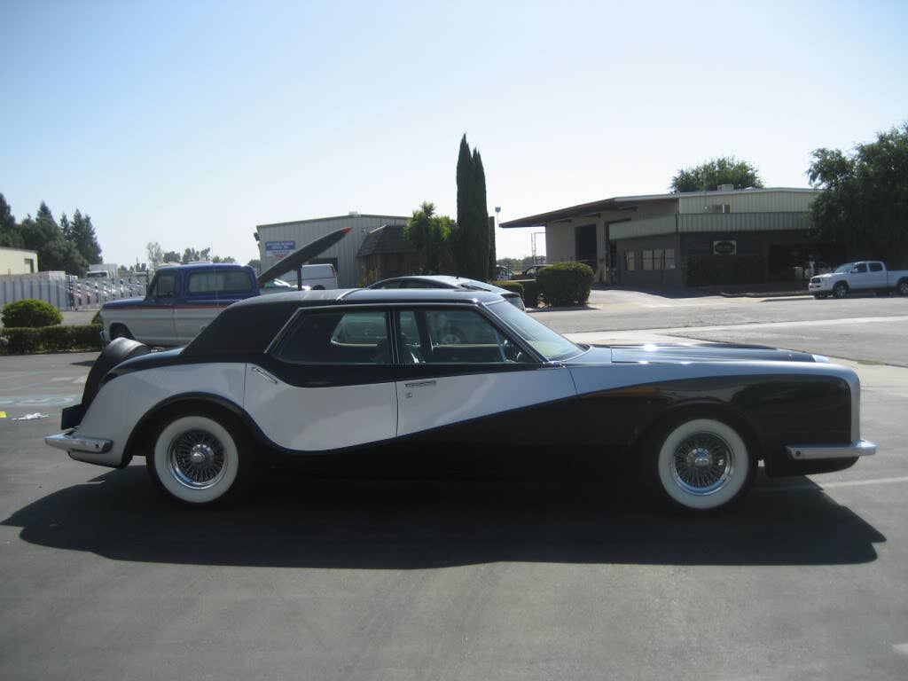 Bugatti Lincoln Custom side