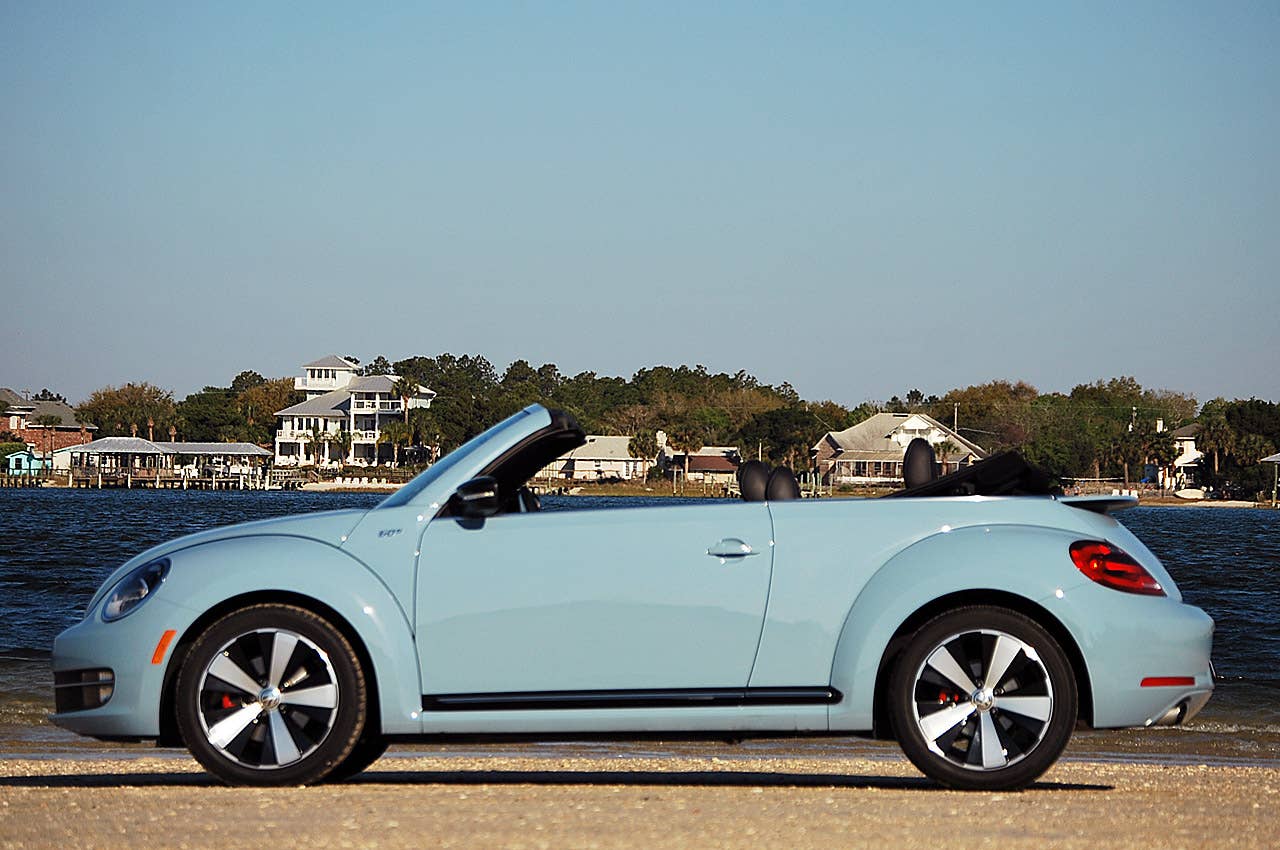 2013 Volkswagen Beetle Turbo Convertible side view