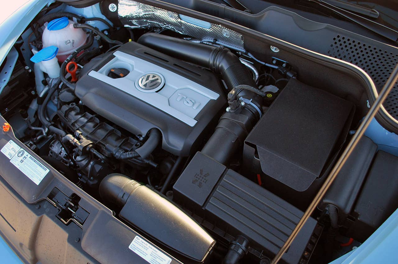 2013 Volkswagen Beetle Turbo Convertible engine