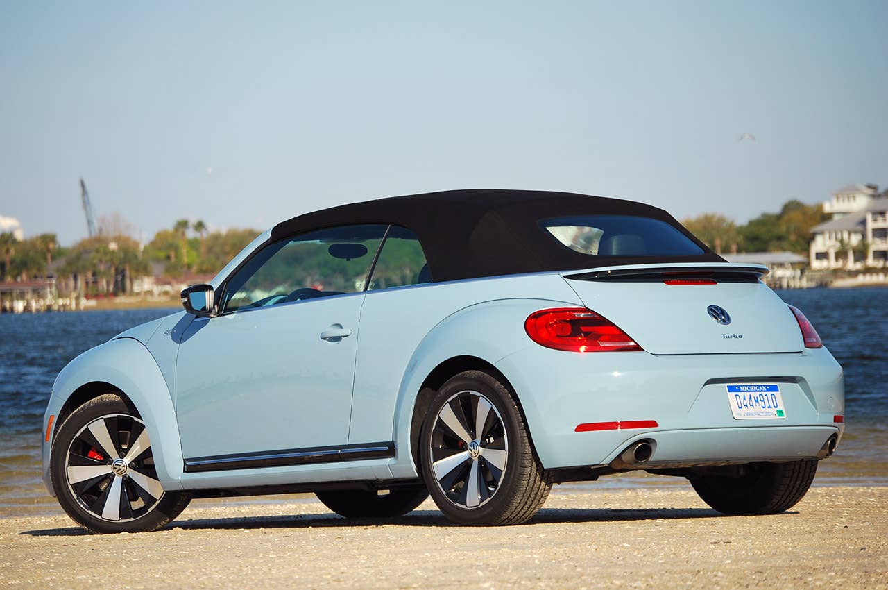2013 Volkswagen Beetle Turbo Convertible rear 3/4 view