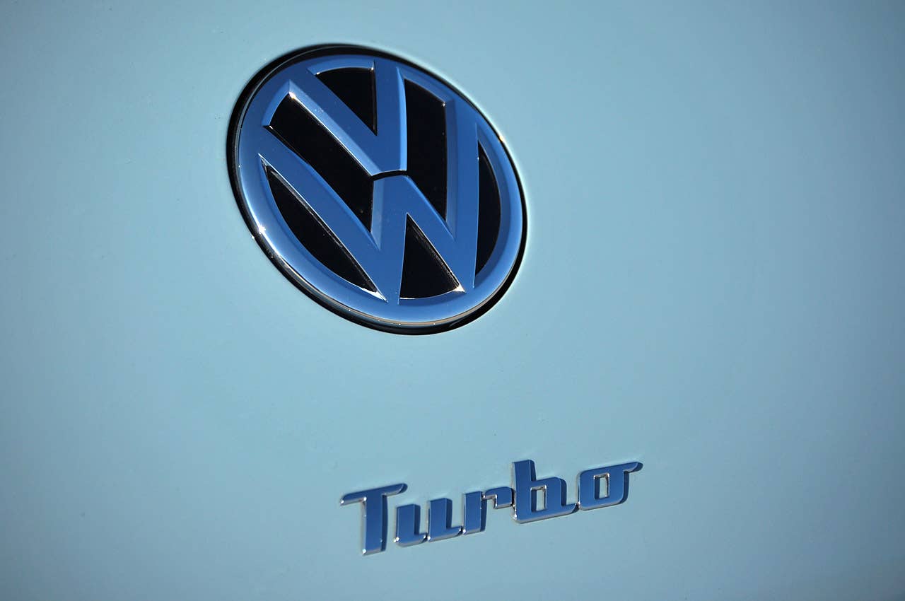 2013 Volkswagen Beetle Turbo Convertible logo