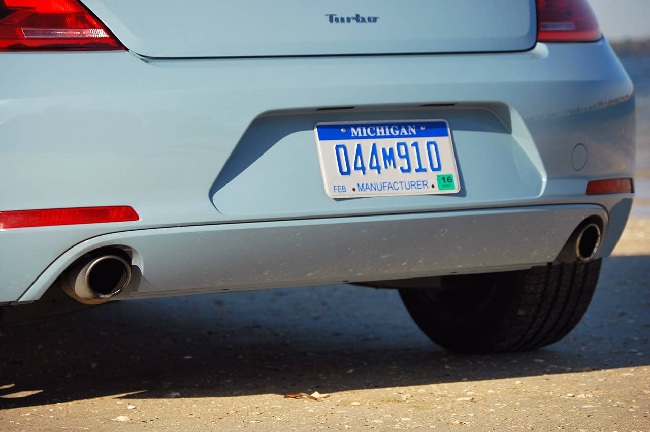 2013 Volkswagen Beetle Turbo Convertible rear bumper