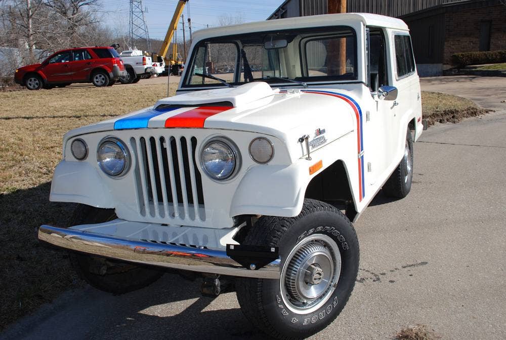 1970 Jeep Jeepster Commando Hurst front
