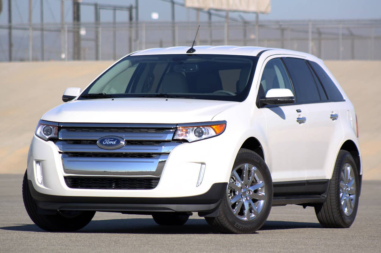 2011 Ford Edge EcoBoost front 3/4 view