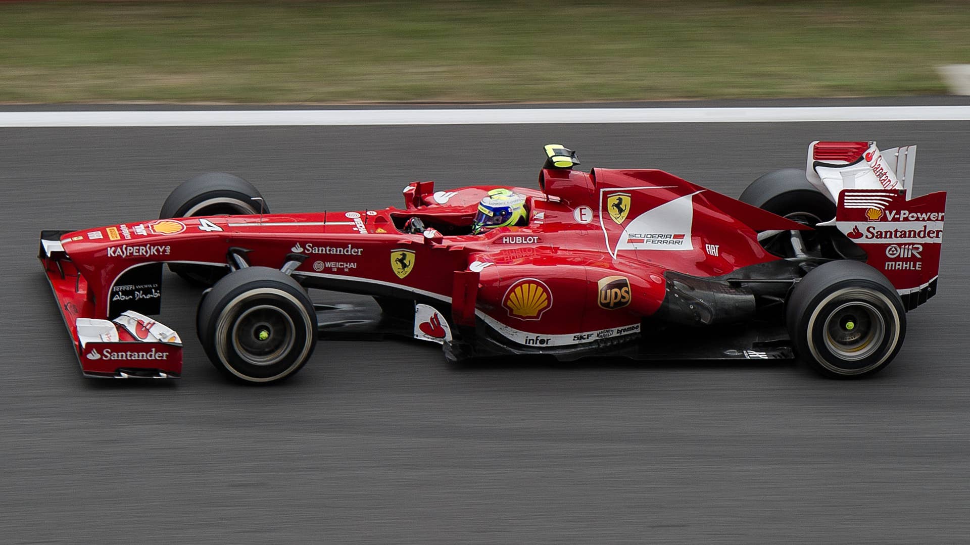 Ferrari driver Felipe Massa of Brazil drives during the Formula One Korean Grand Prix in Yeongam on October 6, 2013. AFP PHOTO/ Nicolas ASFOURI        (Photo credit should read NICOLAS ASFOURI/AFP/Getty Images)
