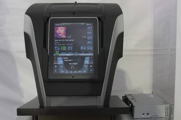 Visteon iPad Dash