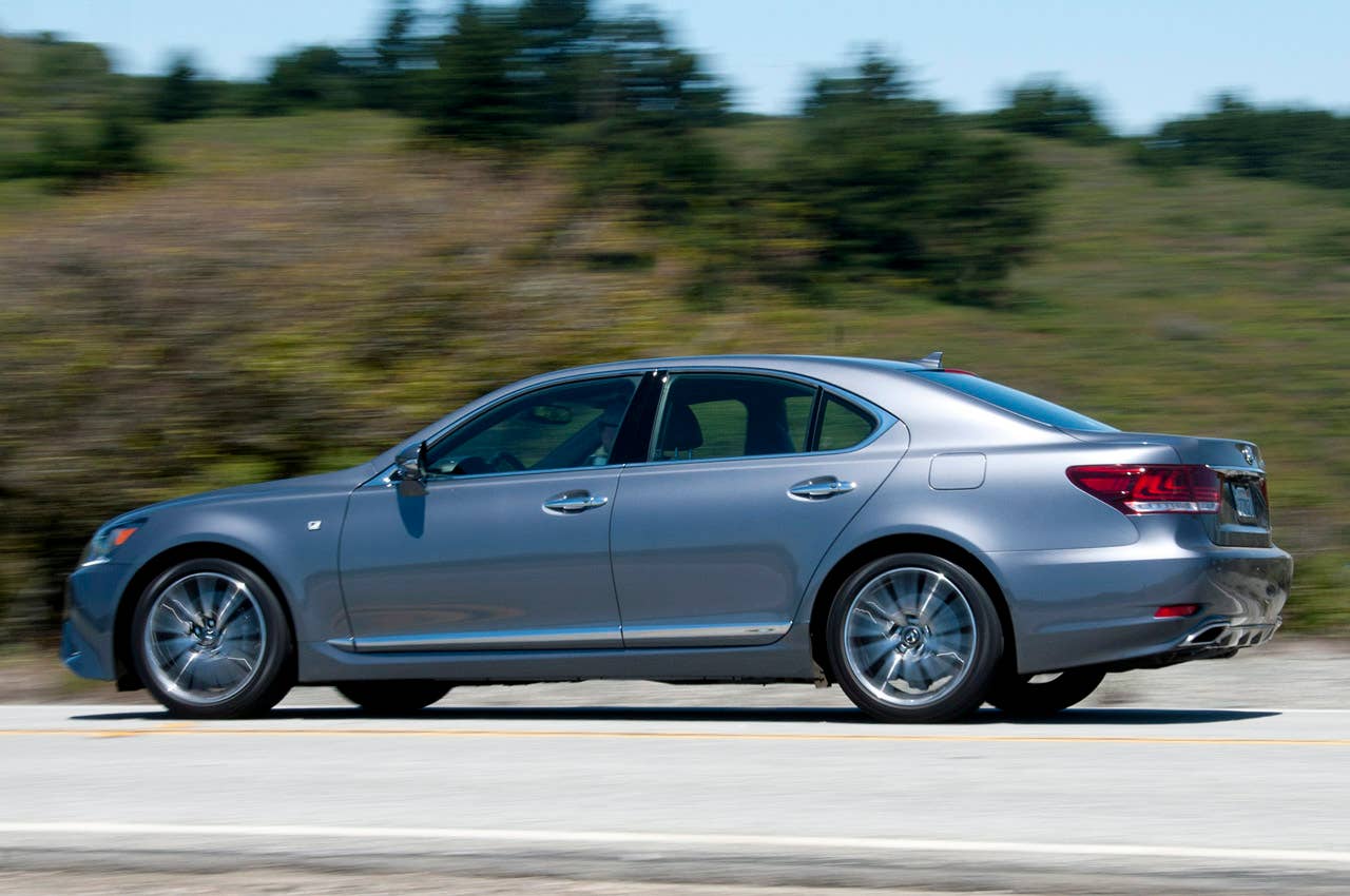 2013 Lexus LS driving