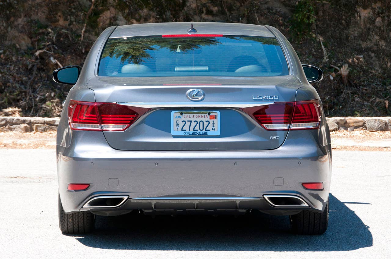 2013 Lexus LS rear view