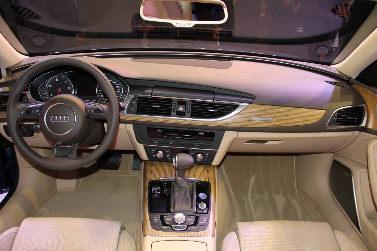 2012 Audi A6 Avant interior live unveiling