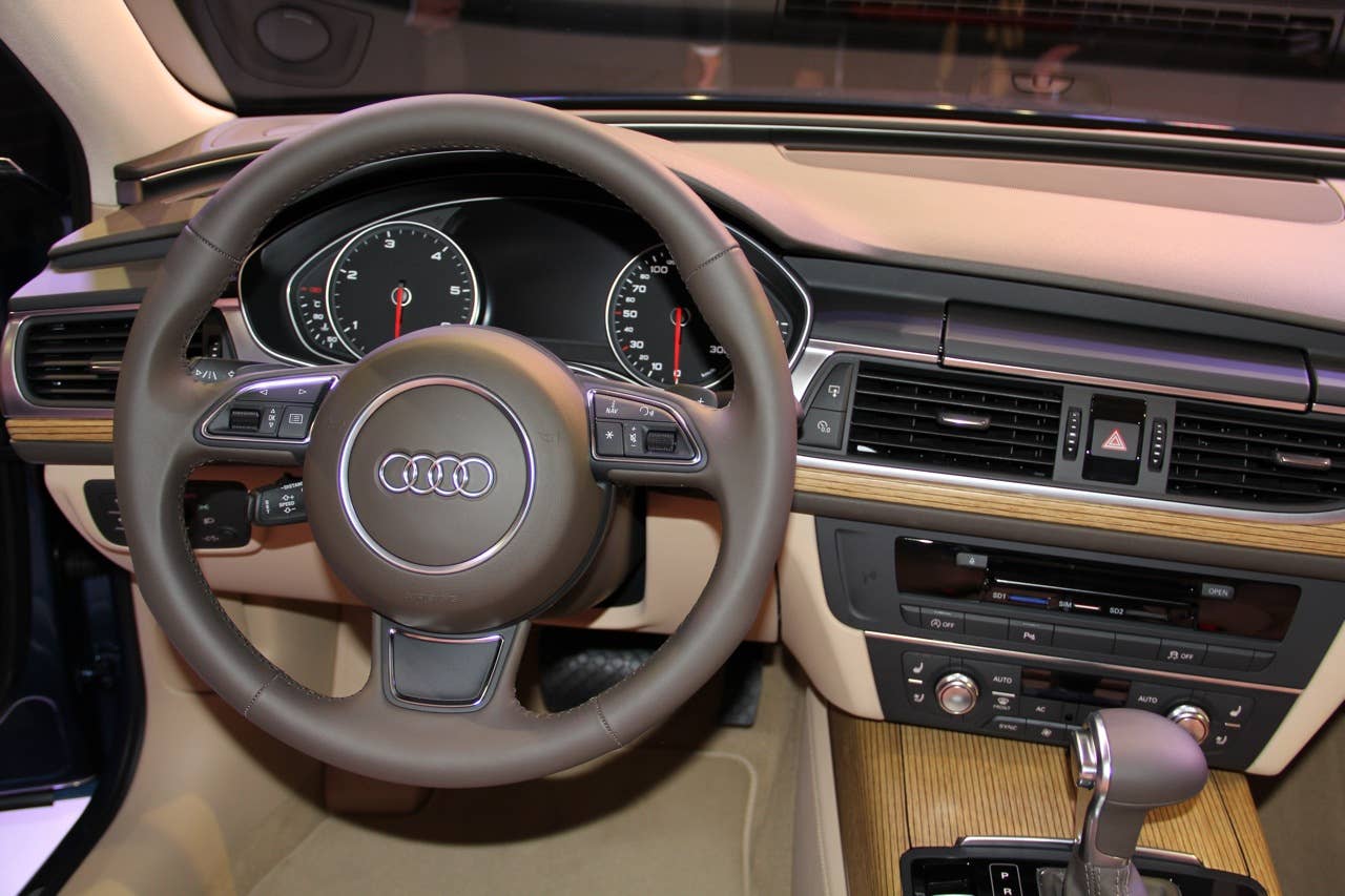 2012 Audi A6 Avant interior live unveiling