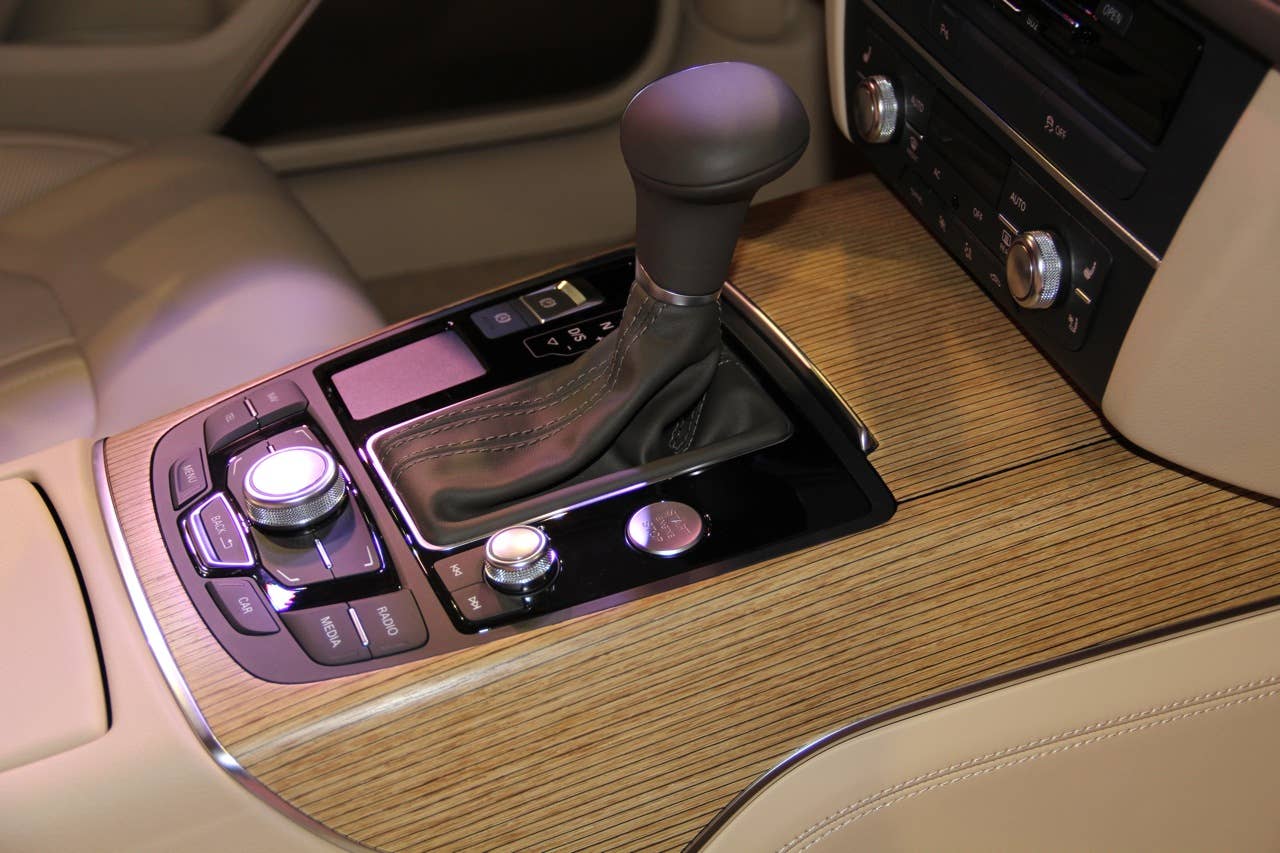 2012 Audi A6 Avant interior live unveiling