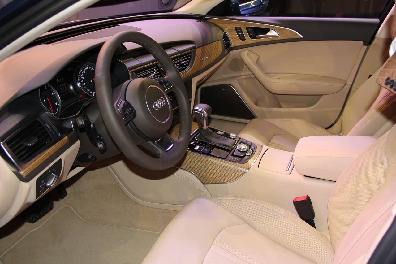 2012 Audi A6 Avant interior live unveiling