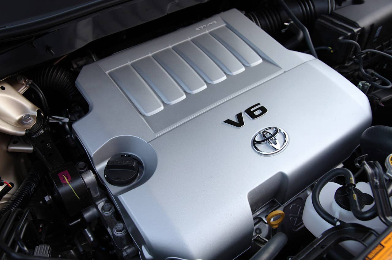 2011 Toyota Highlander engine