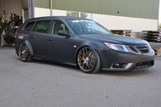 Saab 9-3 Sport Combi Viper V10 front 3/4