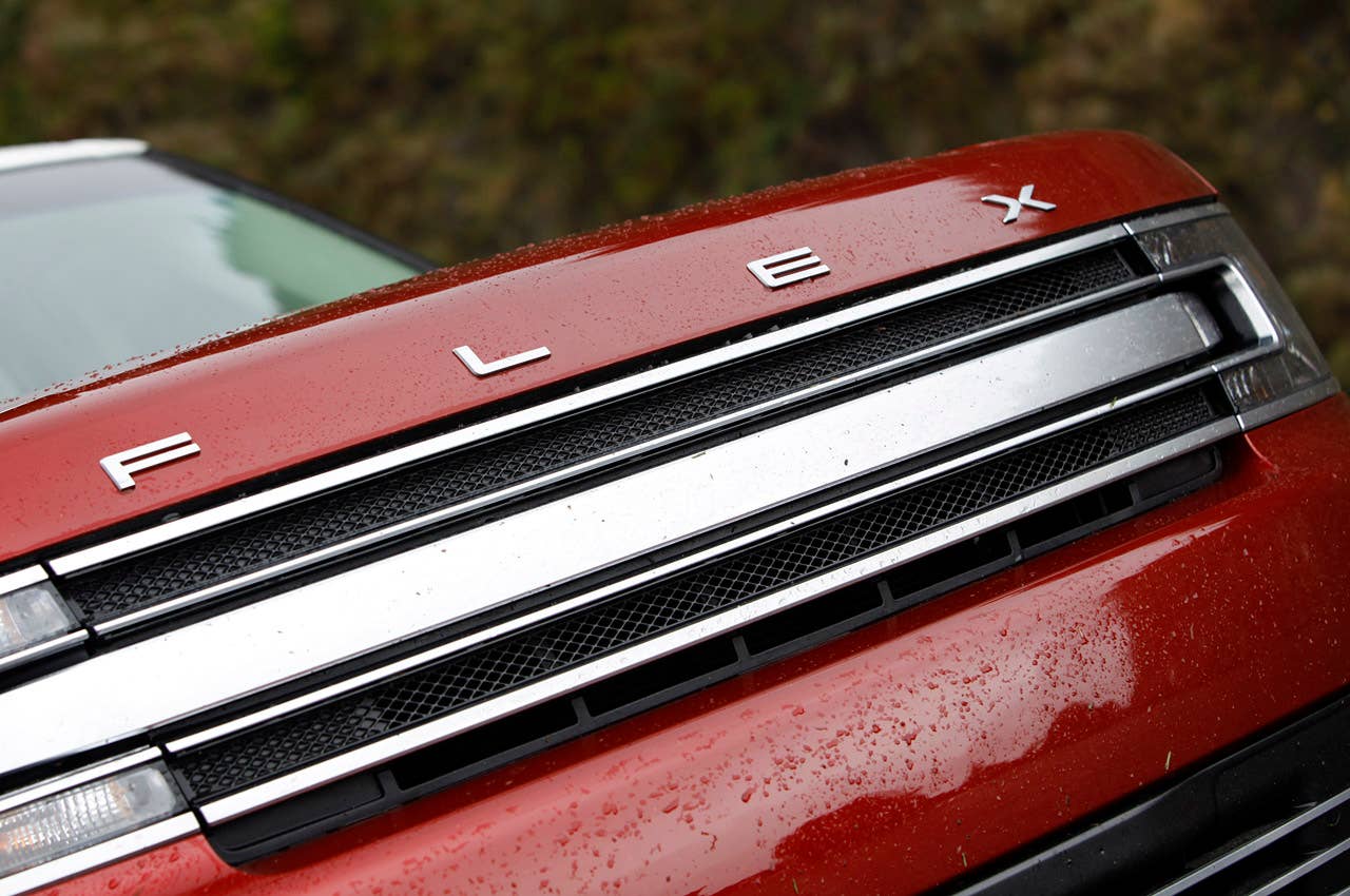 2013 Ford Flex grille