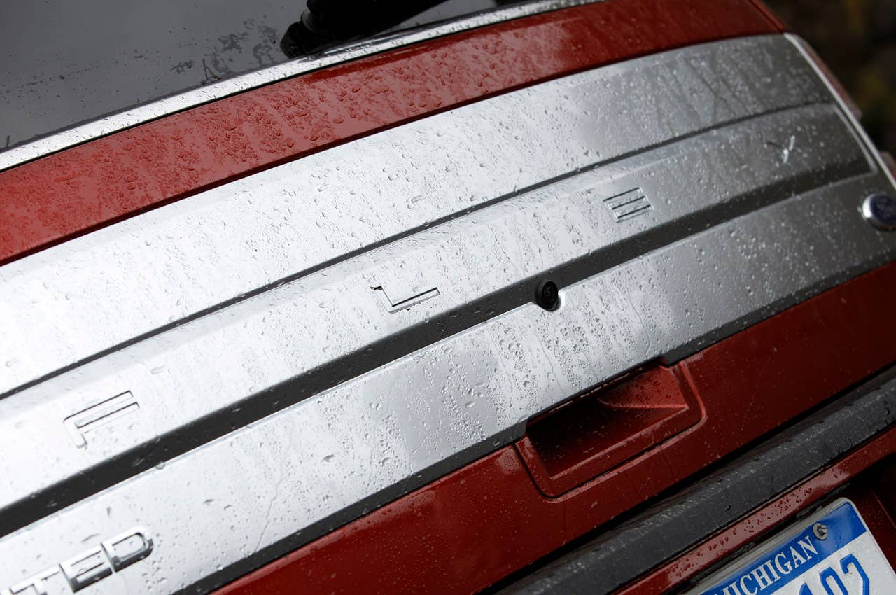 2013 Ford Flex rear panel