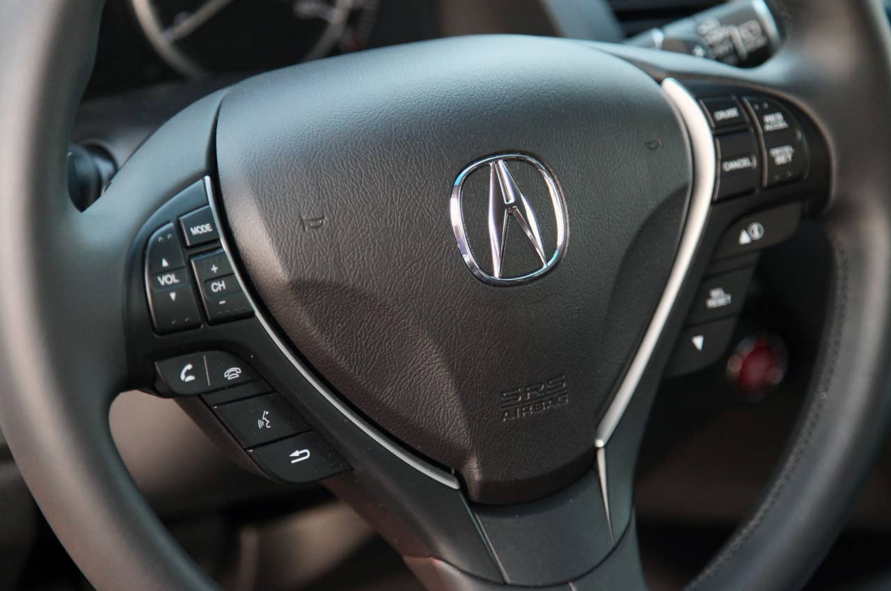 2013 Acura RDX steering wheel