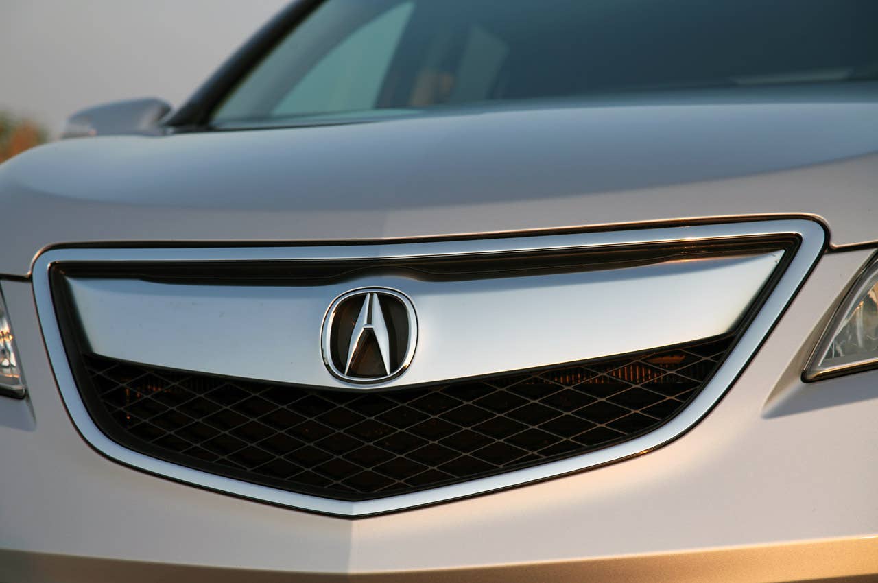 2013 Acura RDX grille