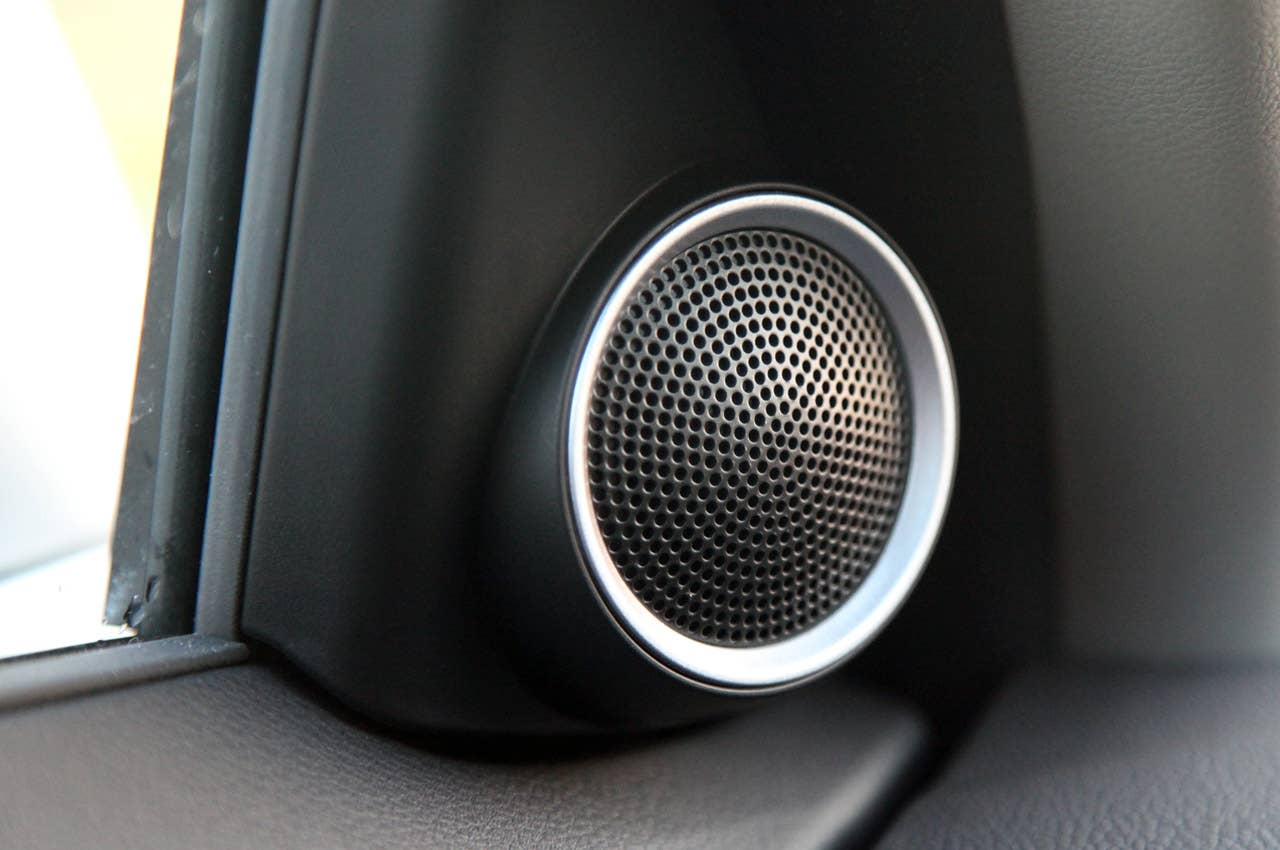 2013 Acura RDX door speaker