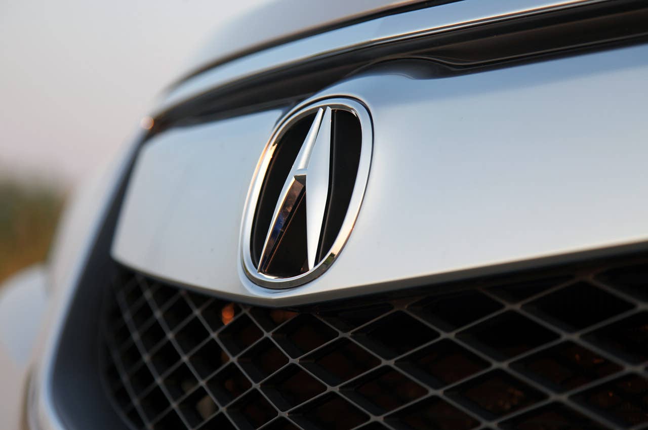 2013 Acura RDX grille