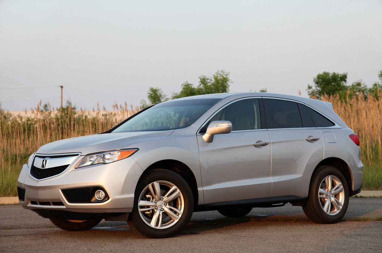 2013 Acura RDX front 3/4 view