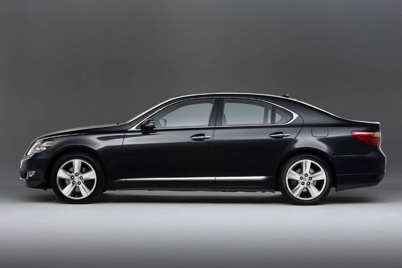 2011 Lexus LS 460 Touring