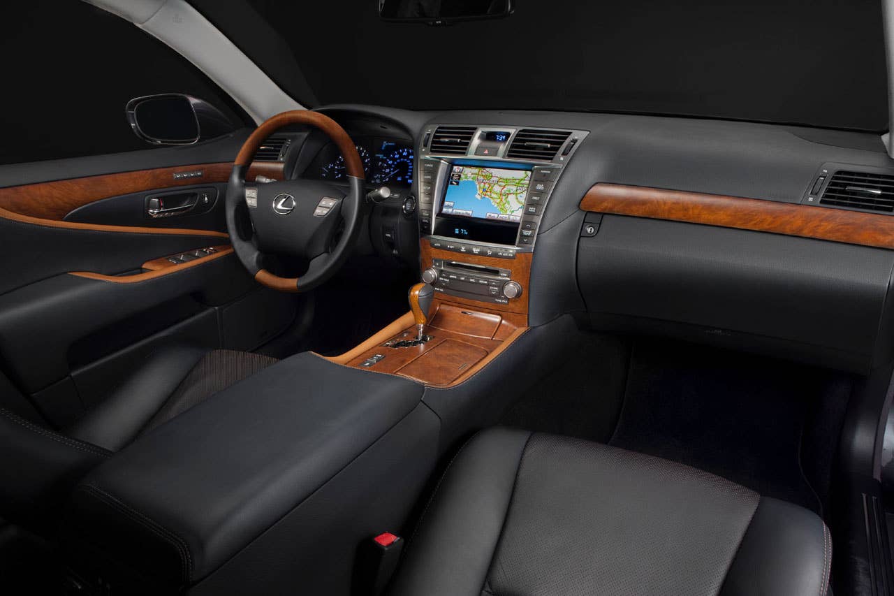 2011 Lexus LS 460 Touring