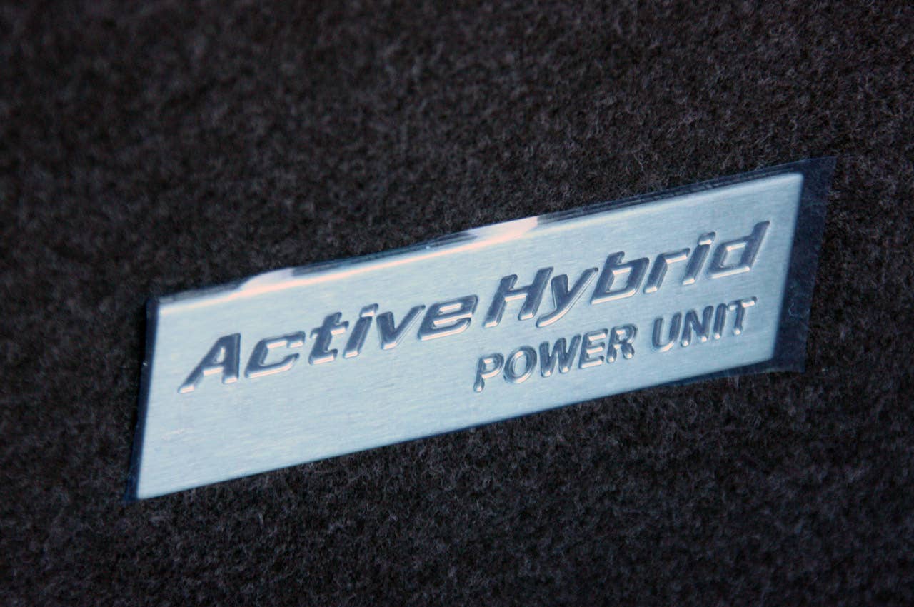 2013 BMW ActiveHybrid 5 badge