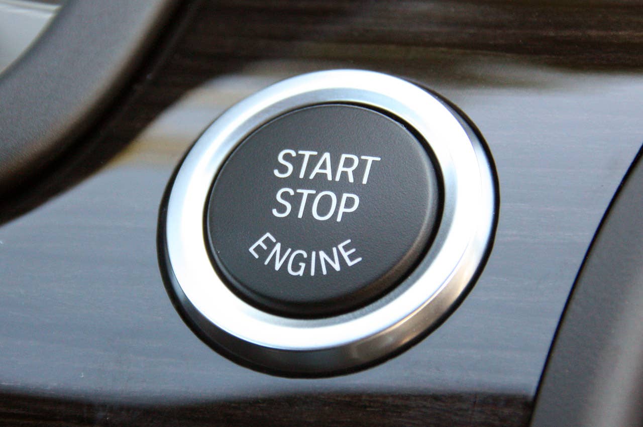 2013 BMW ActiveHybrid 5 start button