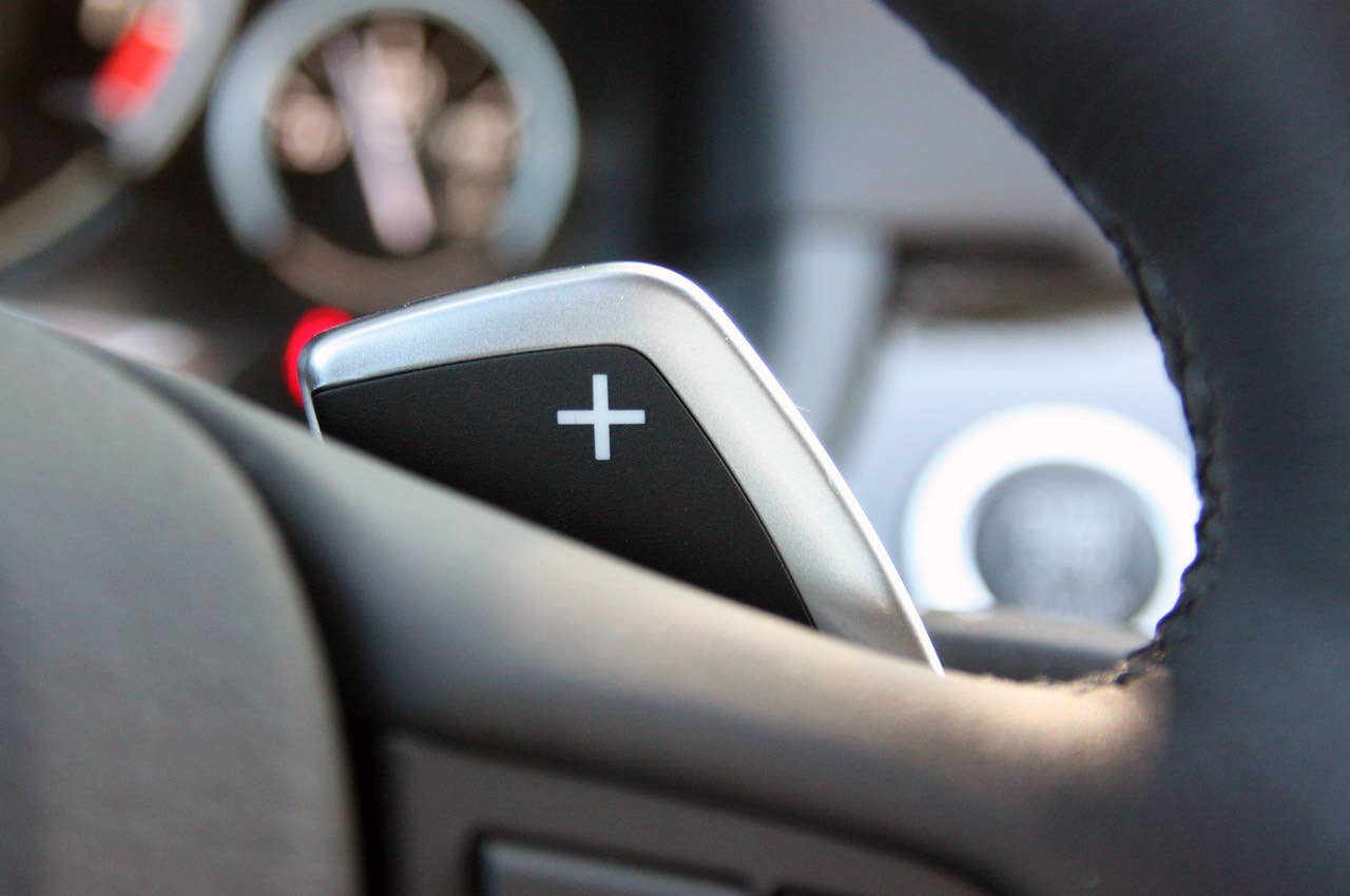 2013 BMW ActiveHybrid 5 paddle shifter