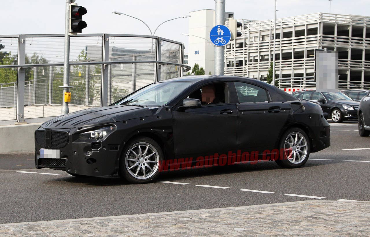 Mercedes-Benz CLC: Spy Shots