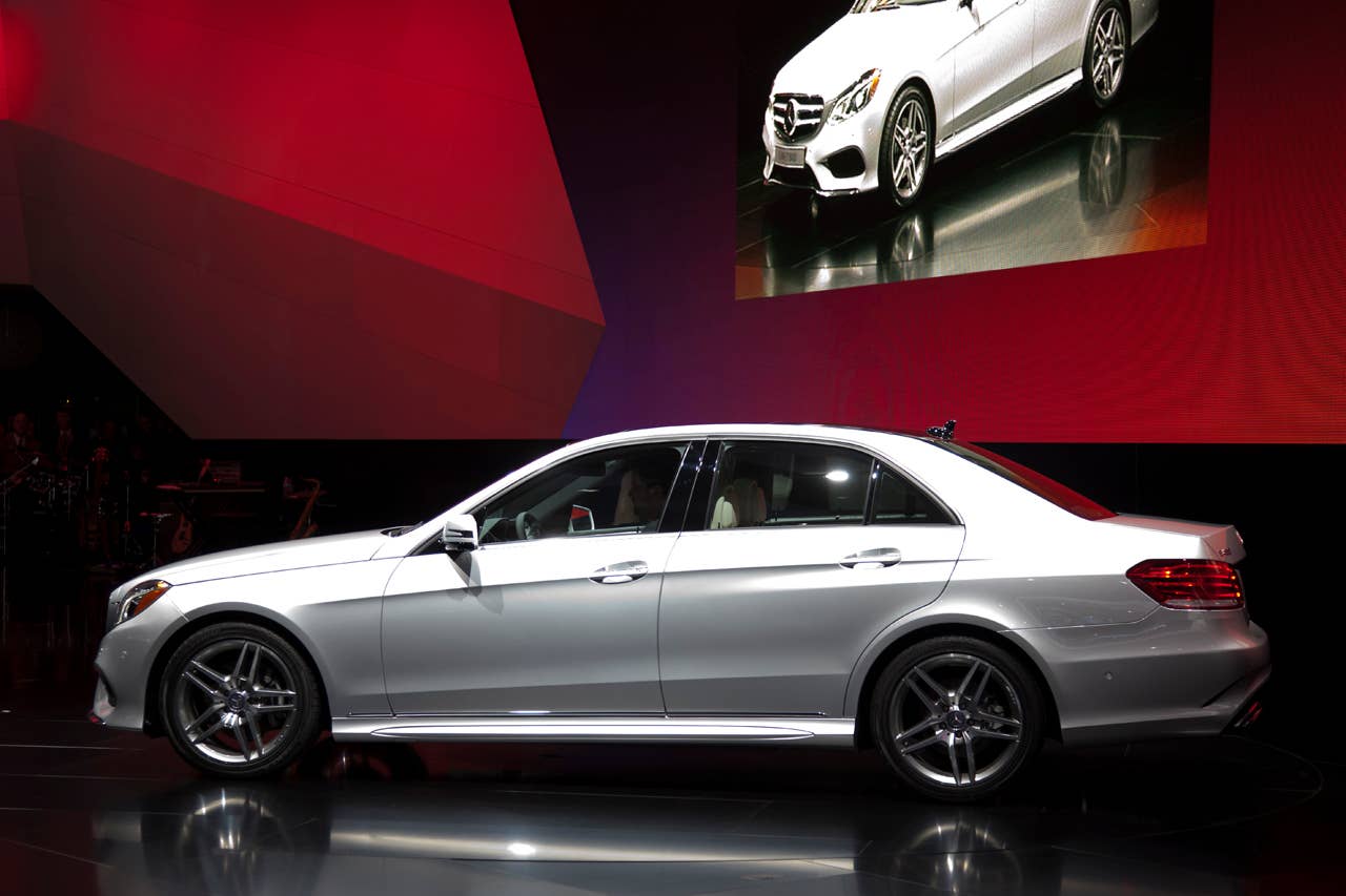 2014 Mercedes-Benz E400 Hybrid side