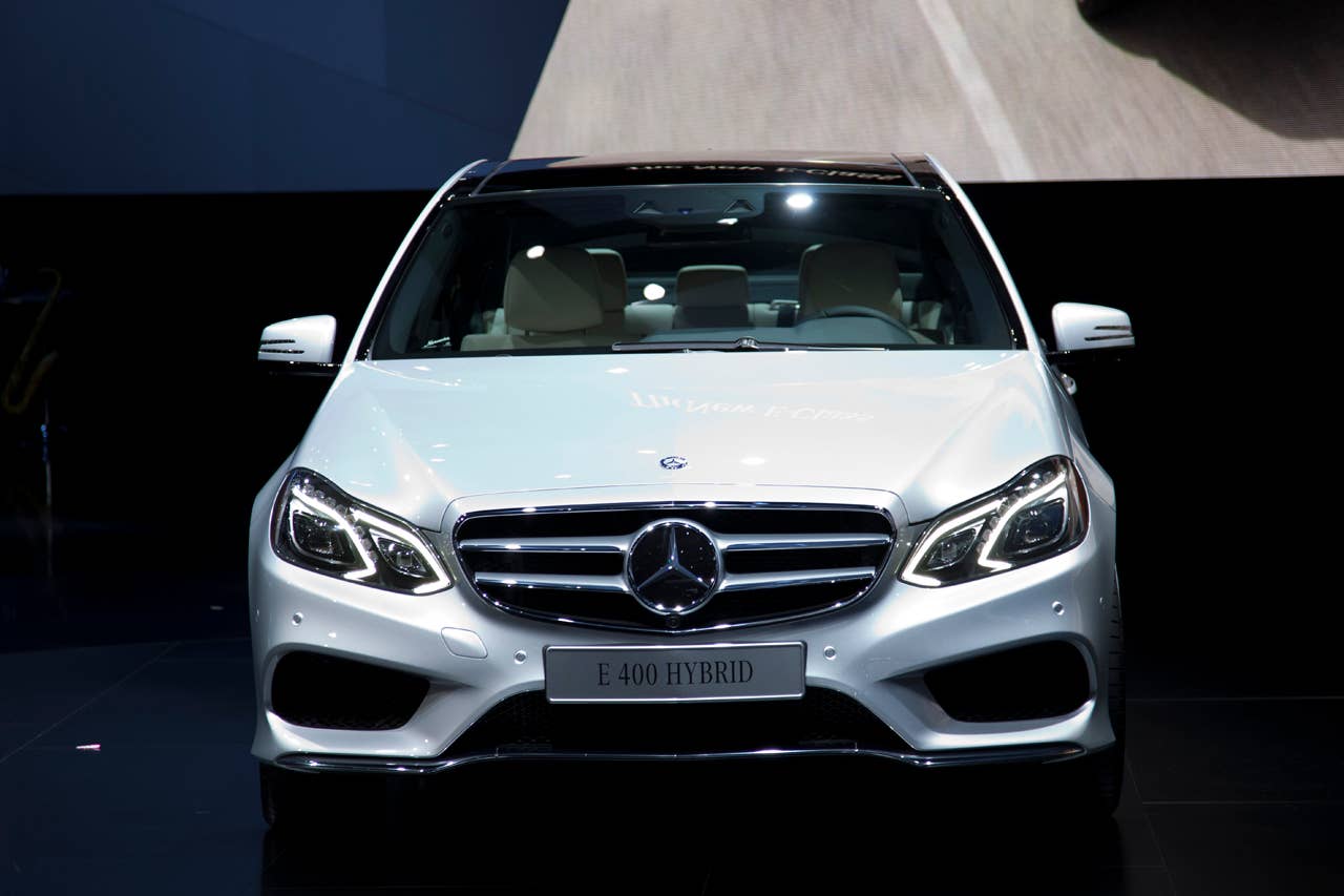 2014 Mercedes-Benz E400 Hybrid front