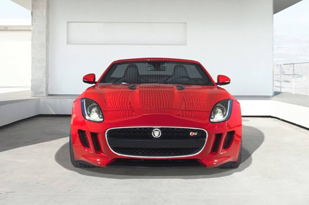 Jaguar F-Type leaked image front