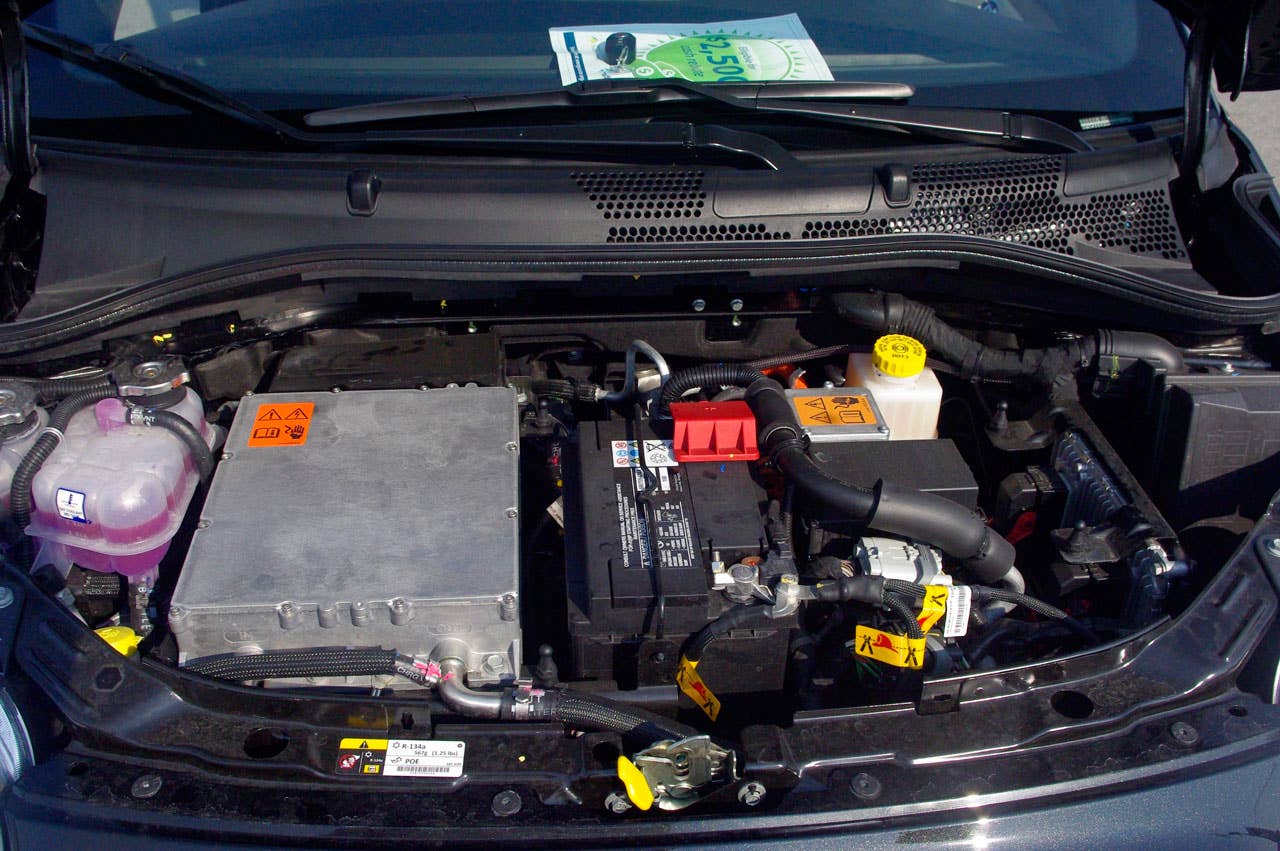 Refuel 2013: Fiat 500e autocross