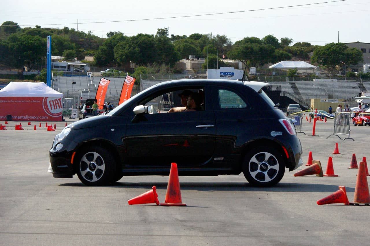 Refuel 2013: Fiat 500e autocross