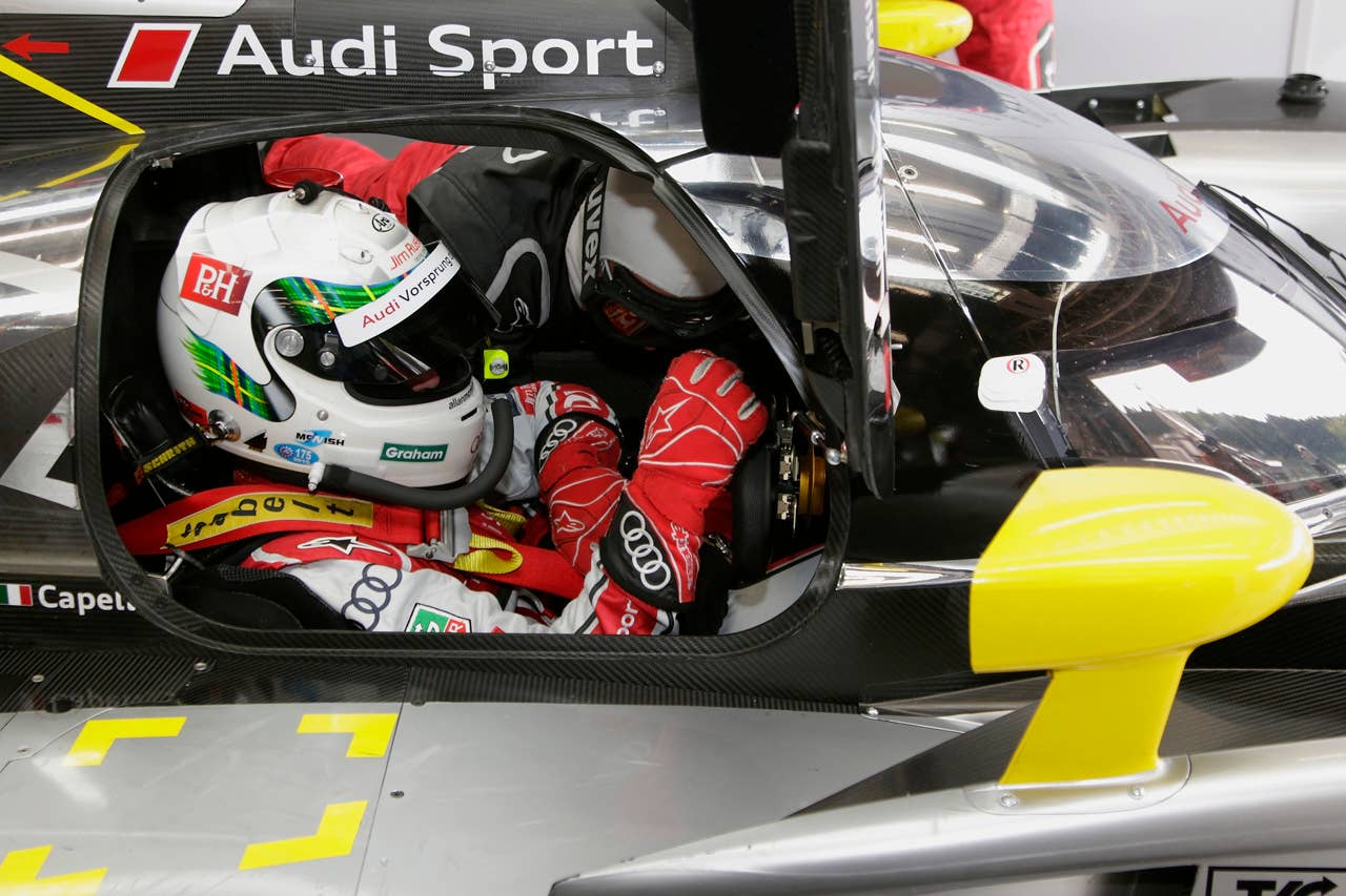 ILMC - 1000 km Spa 2011 Allan McNish(GB) Audi R18 #3 (Audi Sport Team Joest)