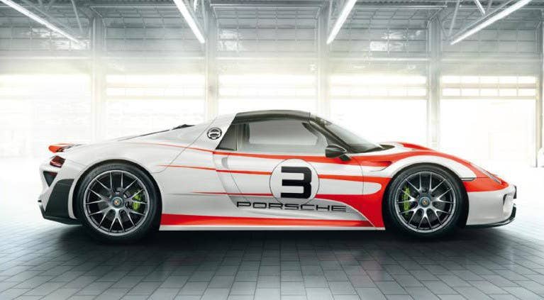 Porsche 918 Spyder brochure showing the Salzburg Racing livery