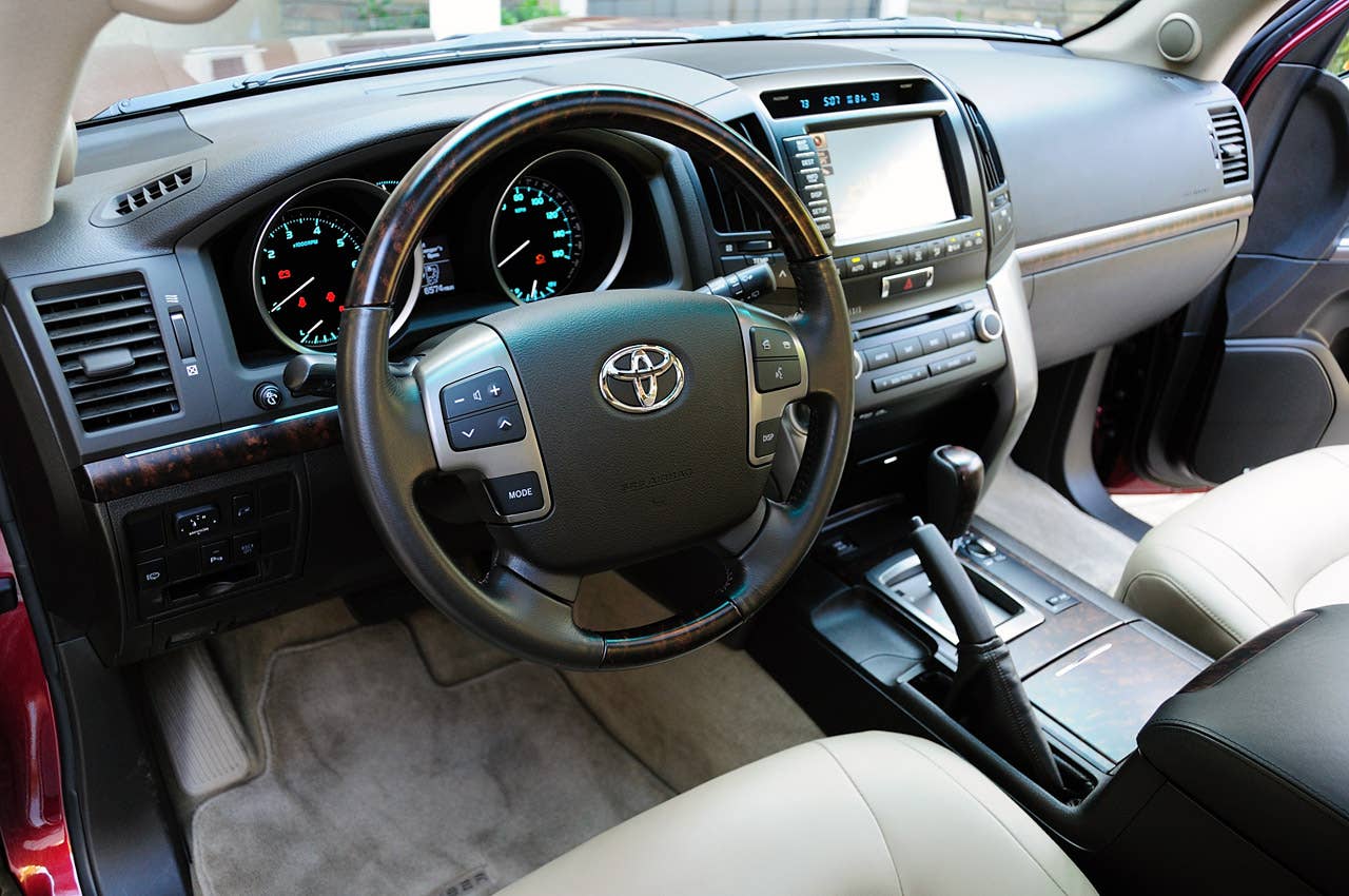 2011 Toyota Land Cruiser interior