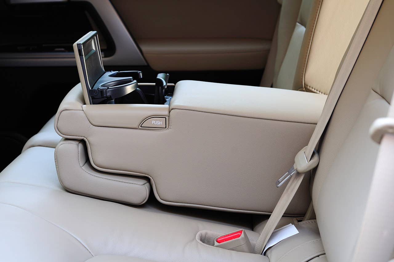 2011 Toyota Land Cruiser rear seats