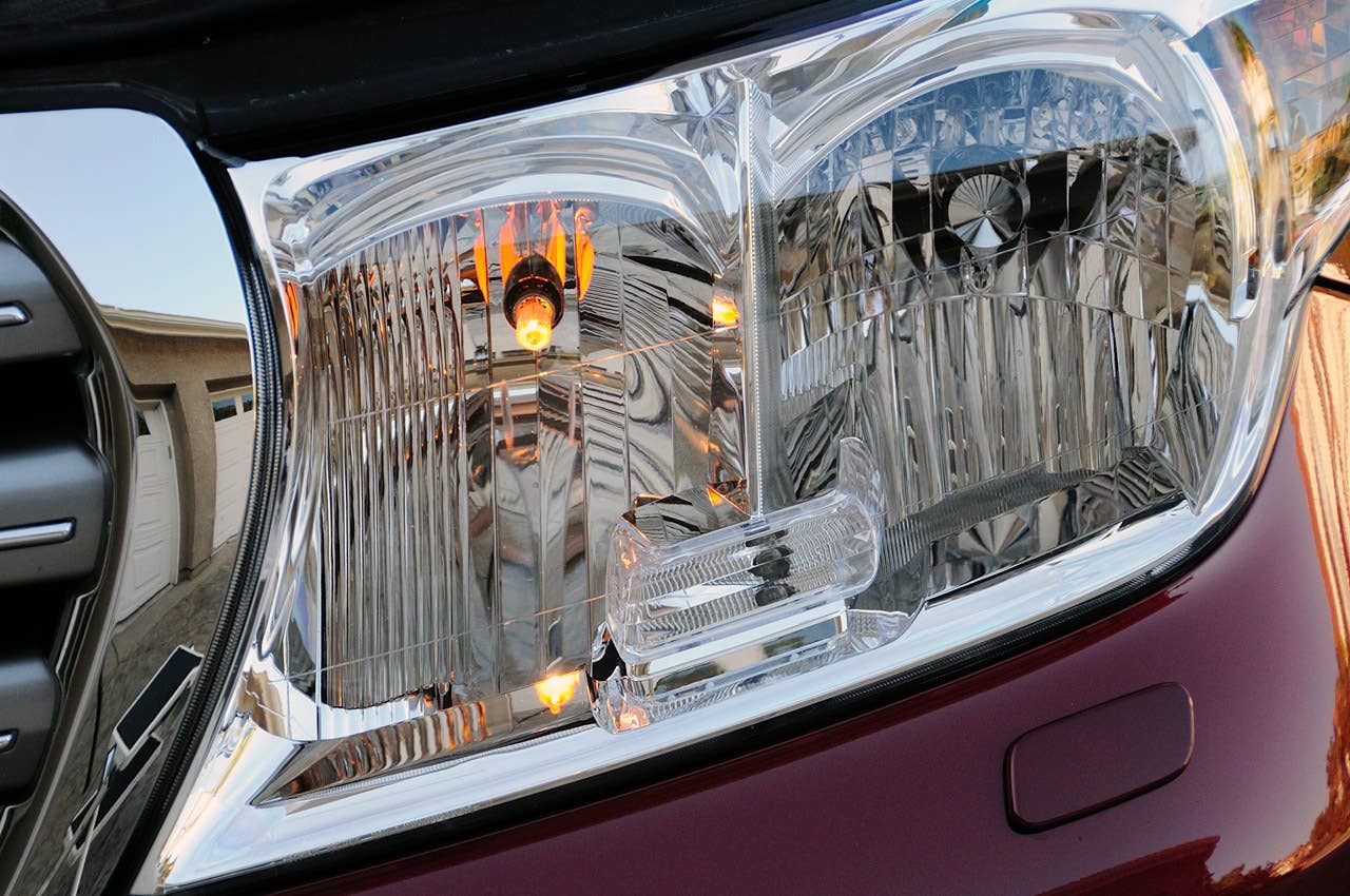 2011 Toyota Land Cruiser headlight