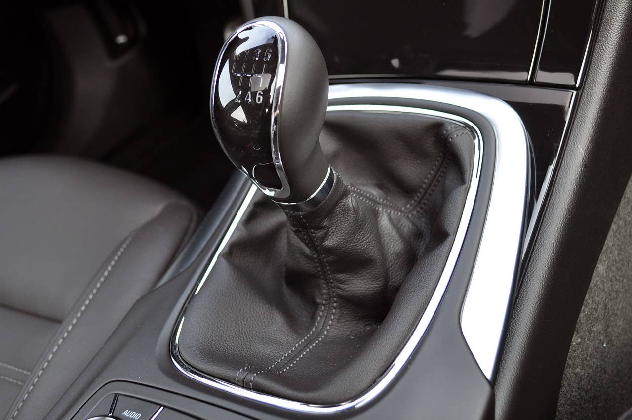 2012 Buick Regal GS shifter