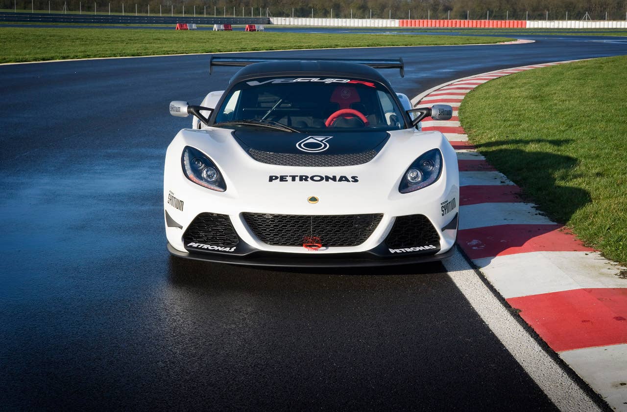 Lotus Exige V6 Cup R front
