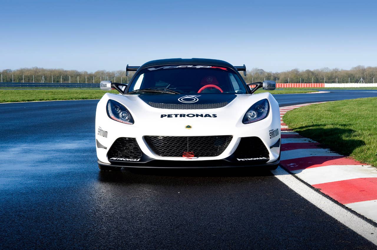 Lotus Exige V6 Cup R front
