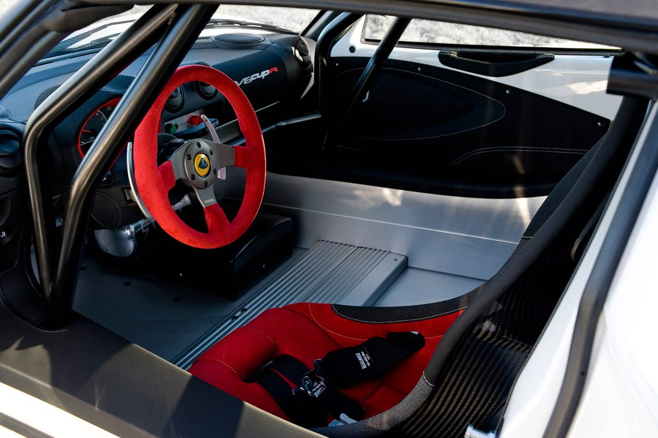 Lotus Exige V6 Cup R interior