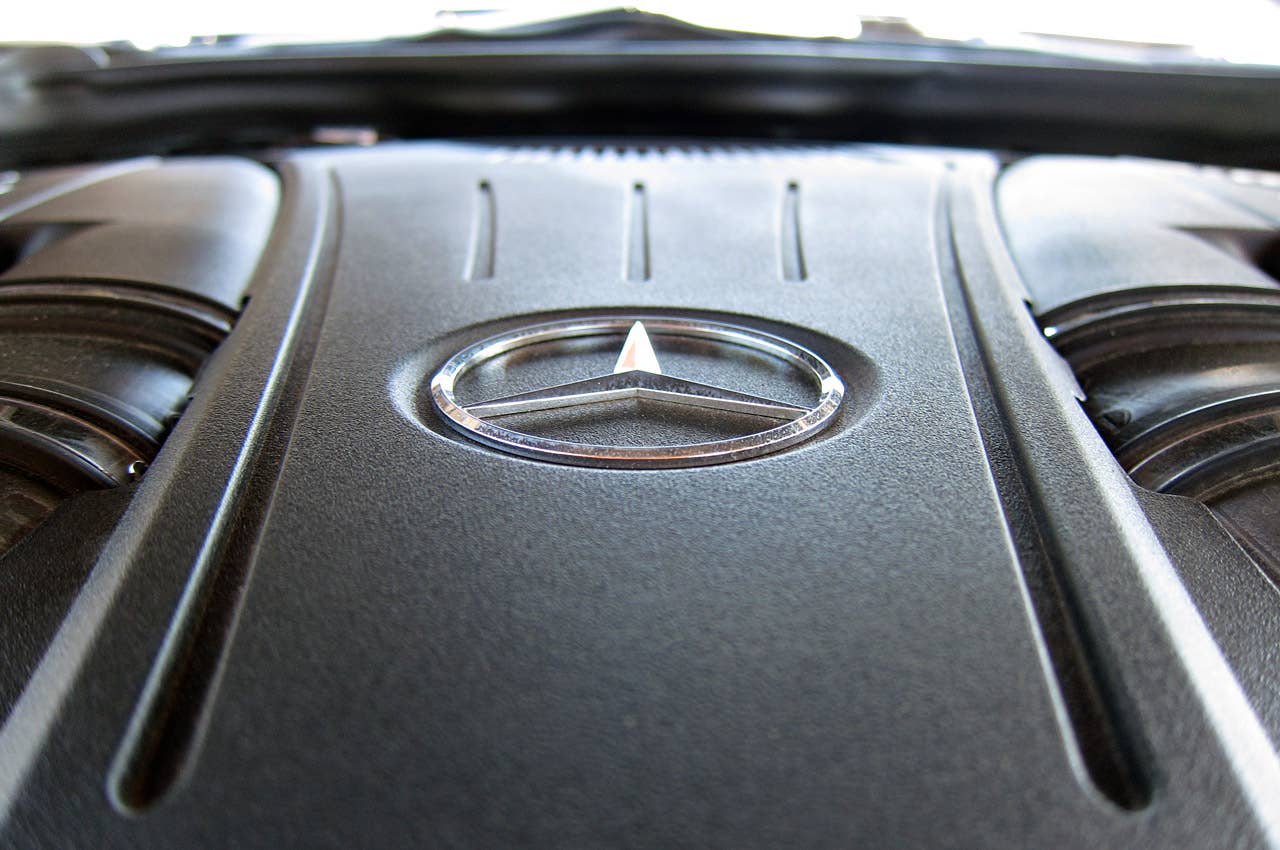 2012 Mercedes-Benz CLS550 engine