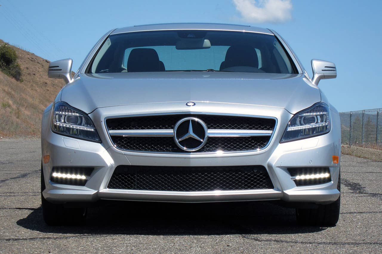 2012 Mercedes-Benz CLS550 front view