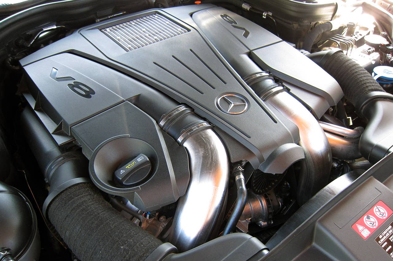 2012 Mercedes-Benz CLS550 engine