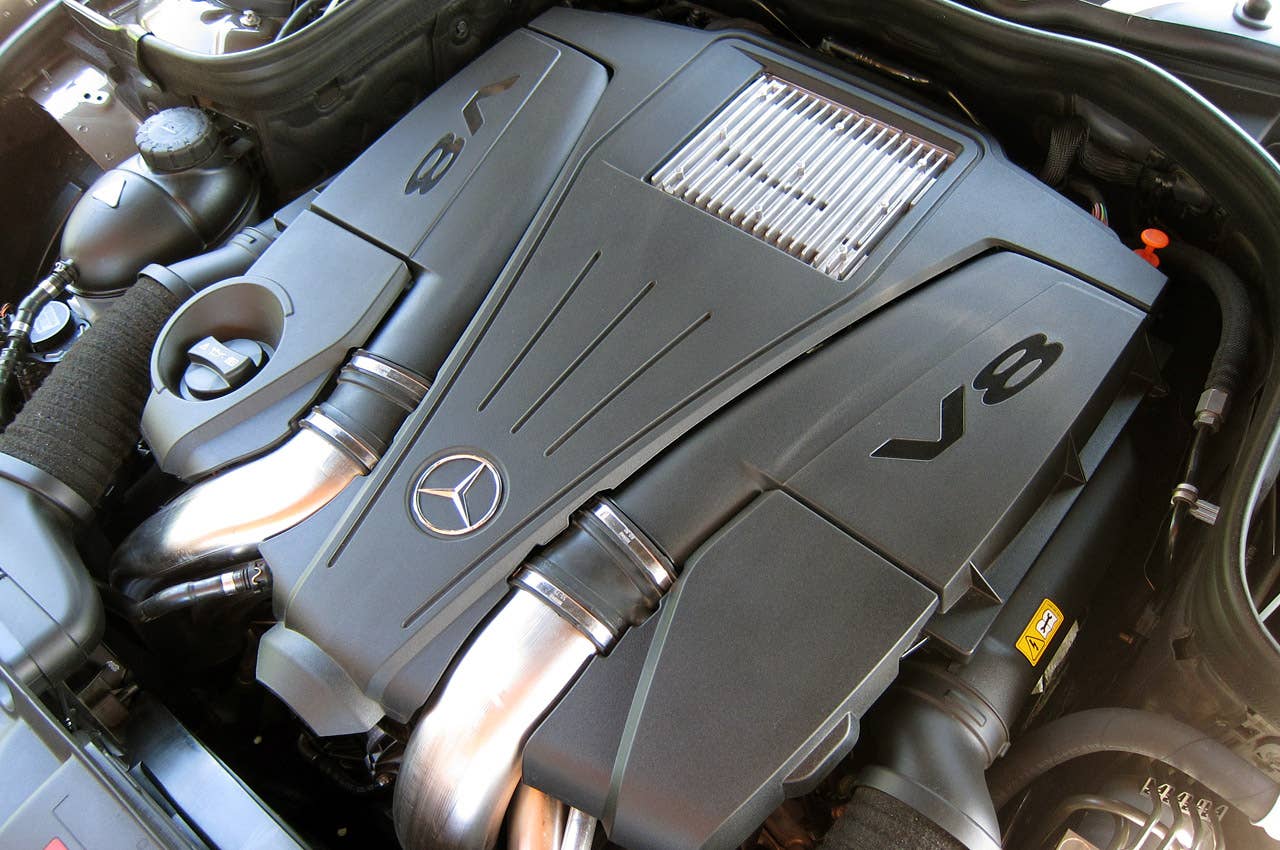 2012 Mercedes-Benz CLS550 engine