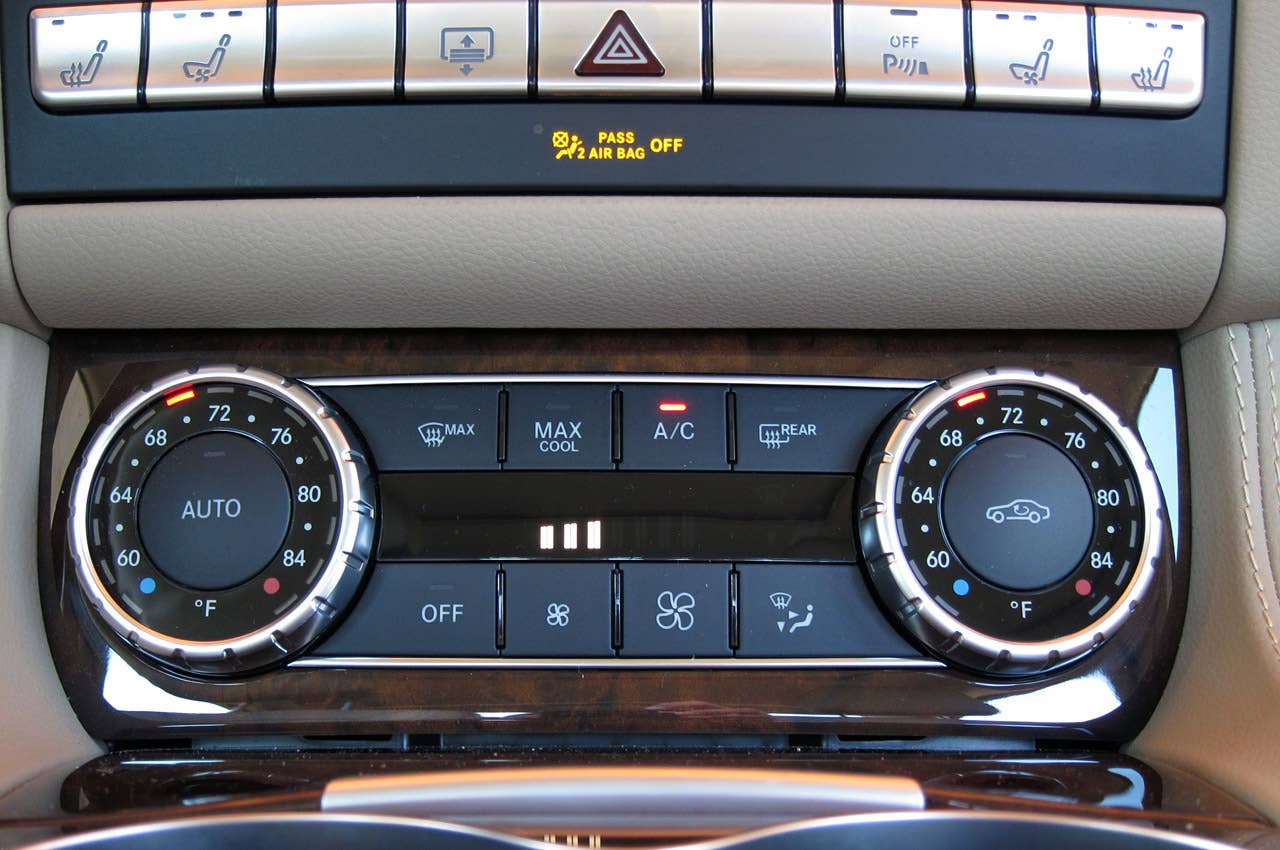 2012 Mercedes-Benz CLS550 climate controls